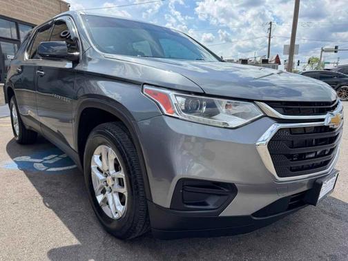 Satin Steel Metallic 2020 Chevrolet Traverse LS