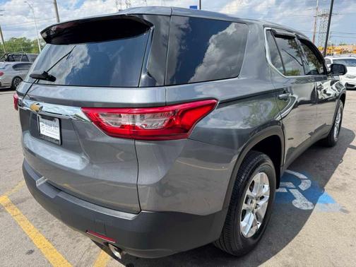 Satin Steel Metallic 2020 Chevrolet Traverse LS