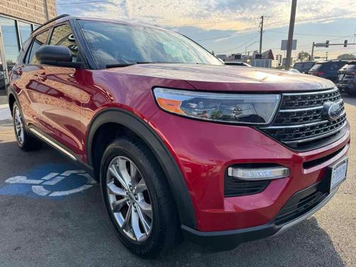 Rapid Red Metallic Tinted Clearcoat 2020 Ford Explorer XLT