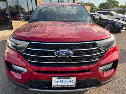 Rapid Red Metallic Tinted Clearcoat 2020 Ford Explorer XLT