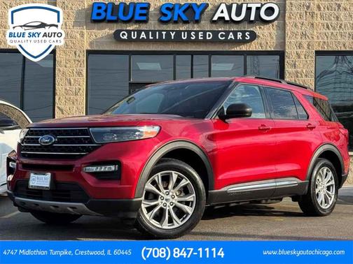 Rapid Red Metallic Tinted Clearcoat 2020 Ford Explorer XLT