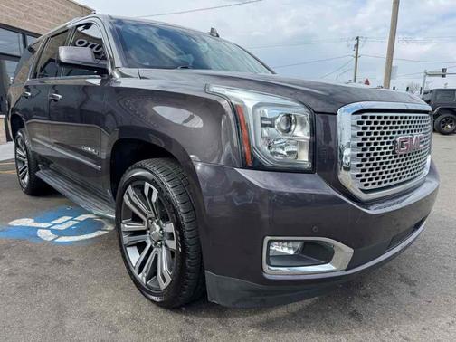Iridium Metallic 2017 GMC Yukon Denali