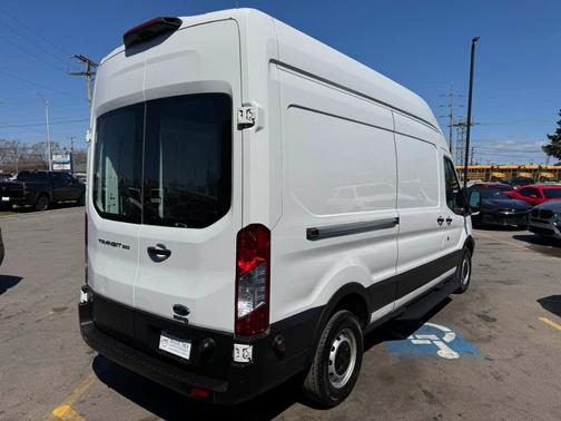 Oxford White 2019 Ford Transit-250 Base