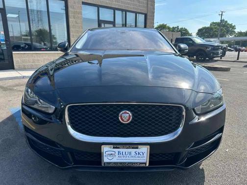2017 Jaguar XE 35t Premium