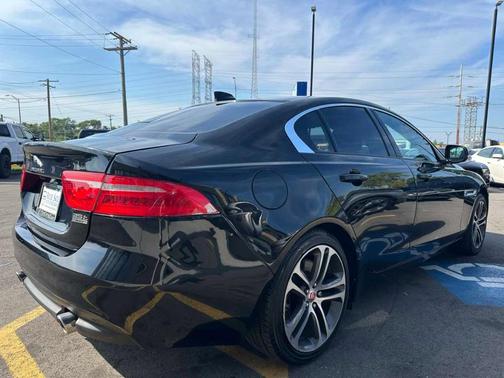 2017 Jaguar XE 35t Premium