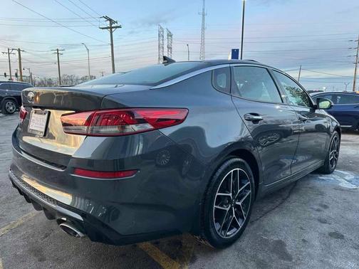 2020 Kia Optima SE