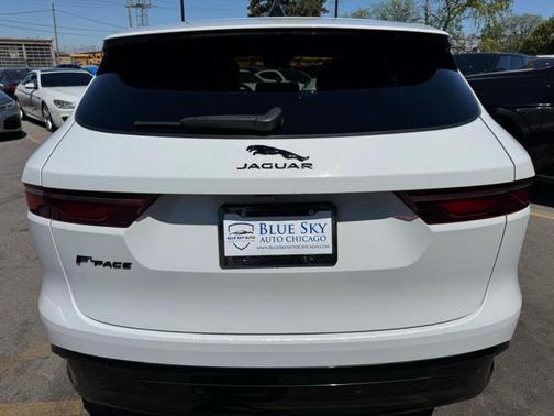Fuji White 2021 Jaguar F-PACE S