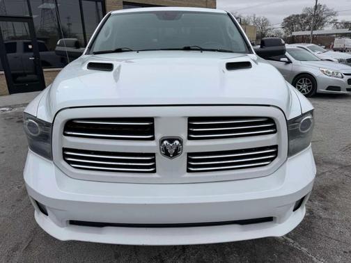 2016 RAM 1500 Sport