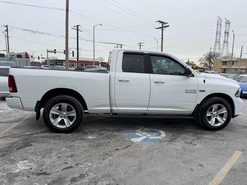 2016 RAM 1500 Sport