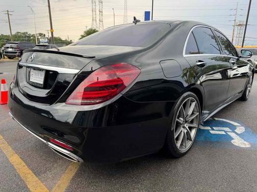 Black 2019 Mercedes-Benz S-Class S 560