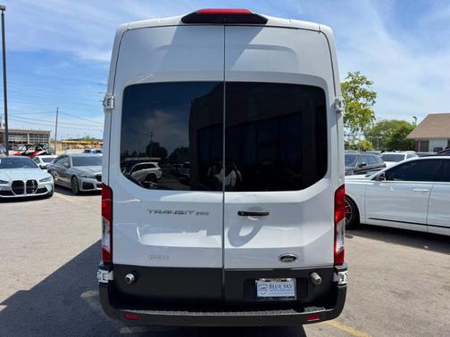 Oxford White 2018 Ford Transit-250 Base