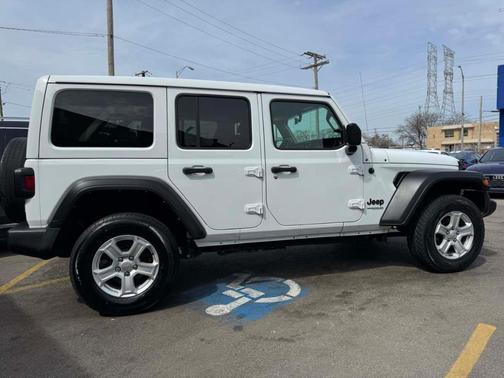 Bright White Clearcoat 2022 Jeep Wrangler Unlimited Sport