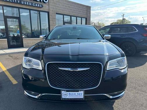 2016 Chrysler 300C Base