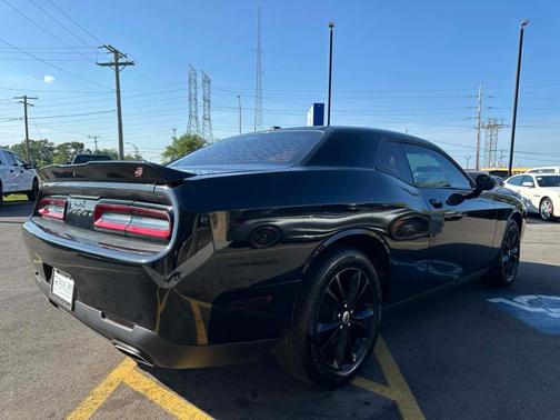2020 Dodge Challenger SXT