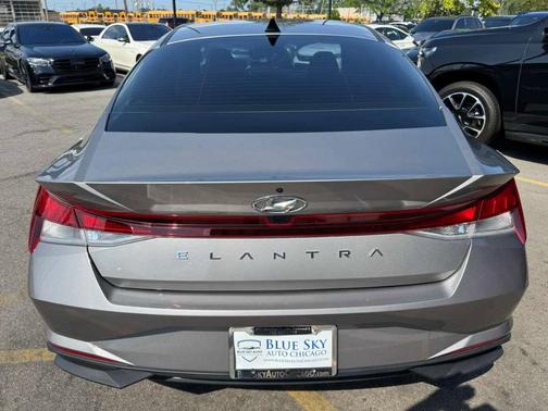 Metal 2023 Hyundai ELANTRA SEL