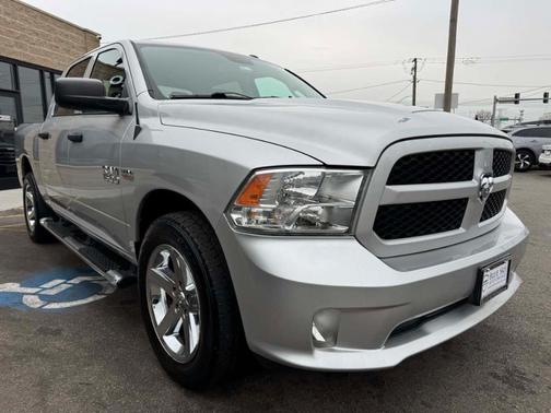 Bright Silver Clearcoat Metallic 2016 RAM 1500 Tradesman