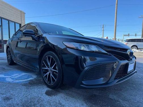 2021 Toyota Camry SE Nightshade