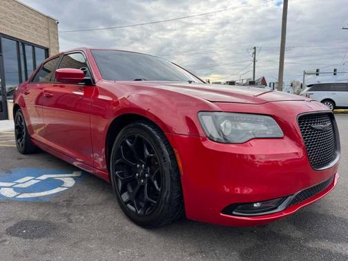2017 Chrysler 300 S