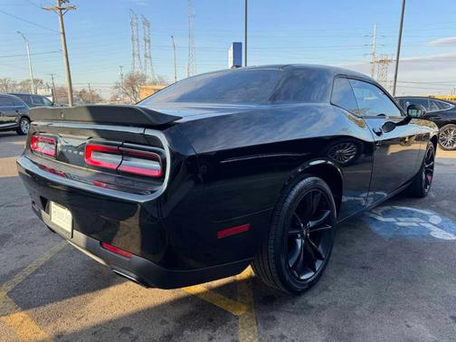 2018 Dodge Challenger SXT