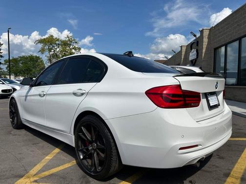 2018 BMW 320 i