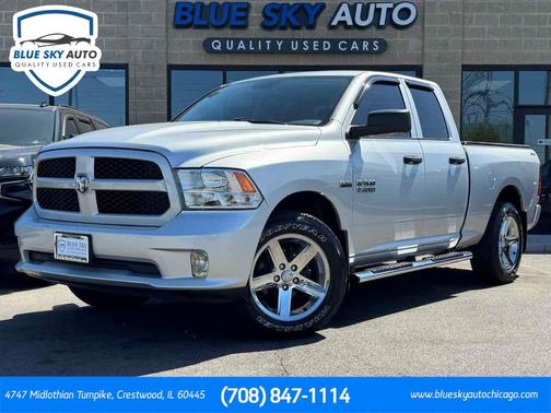 Bright Silver Clearcoat Metallic 2017 RAM 1500 Express