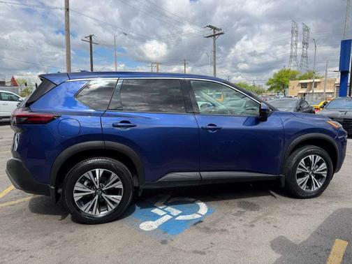 Caspian Blue 2021 Nissan Rogue SV