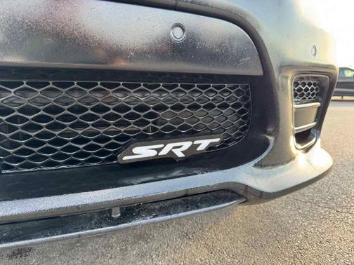 Diamond Black 2017 Jeep Grand Cherokee SRT