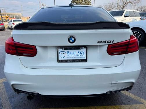 2018 BMW 320 i xDrive