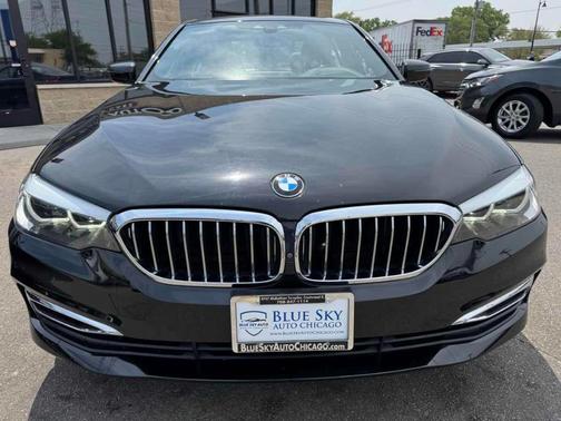 Black Sapphire Metallic 2019 BMW 530 i xDrive