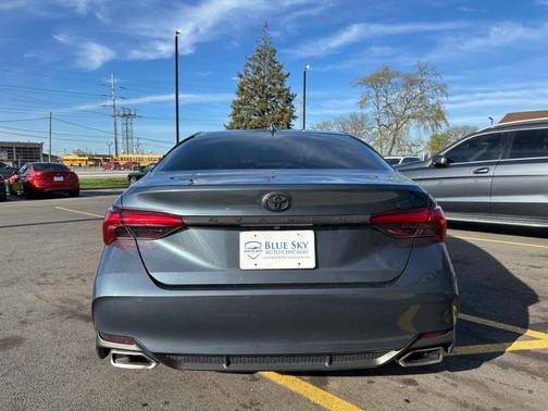 2021 Toyota Avalon XLE