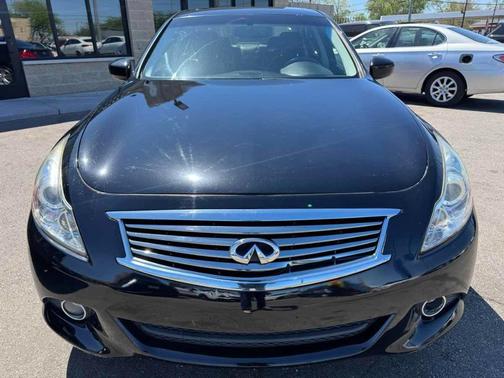 Black Obsidian 2015 INFINITI Q40 Base