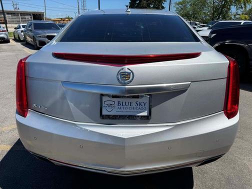 Radiant Silver Metallic 2013 Cadillac XTS Luxury