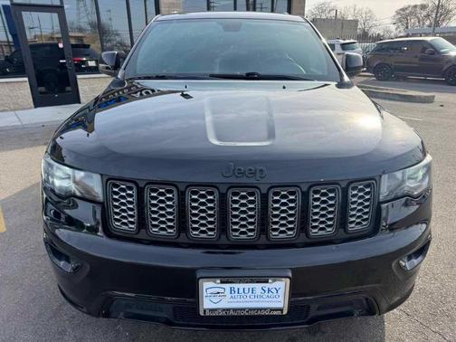 Diamond Black 2017 Jeep Grand Cherokee Altitude