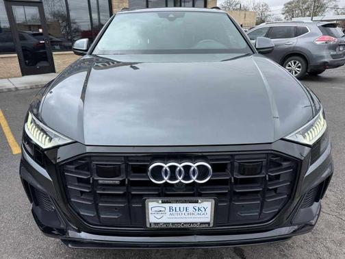 Daytona Gray Pearl Effect 2021 Audi Q8 55 Premium Plus