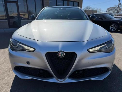 2019 Alfa Romeo Giulia Ti