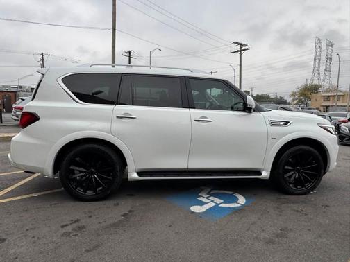 2019 INFINITI QX80 Luxe