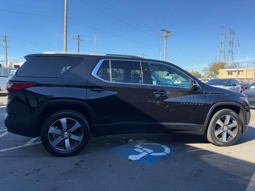 2018 Chevrolet Traverse LT Leather