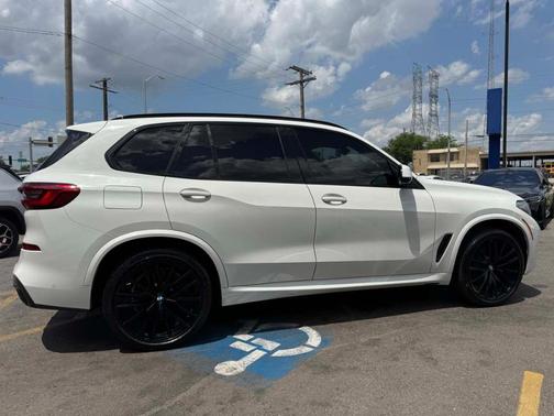 Alpine White 2020 BMW X5 M50i