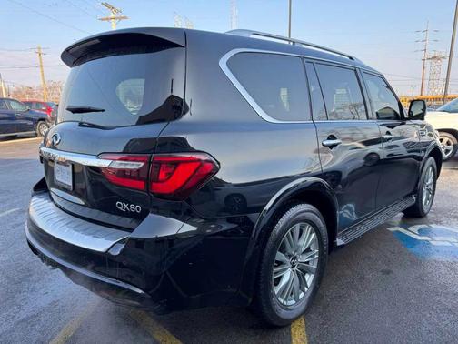 2019 INFINITI QX80 Luxe
