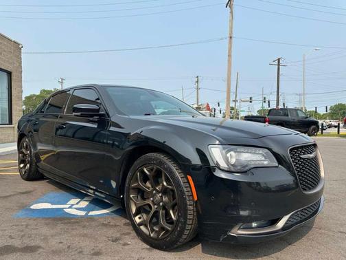 2017 Chrysler 300 S