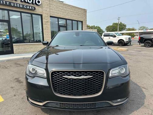 2017 Chrysler 300 S