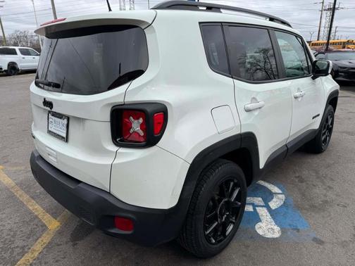 Alpine White Clearcoat 2020 Jeep Renegade Altitude