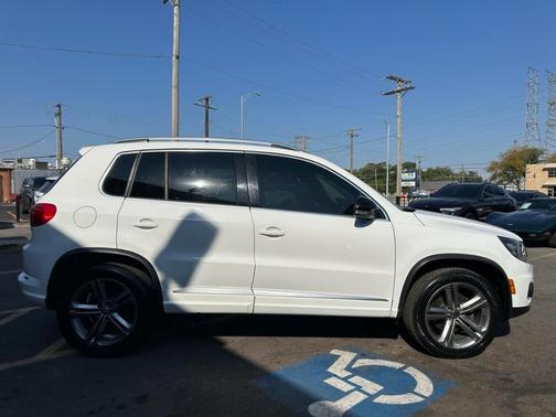 2017 Volkswagen Tiguan 2.0T Sport