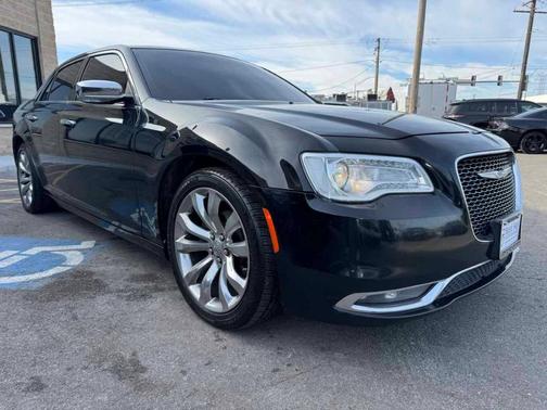2019 Chrysler 300 Limited