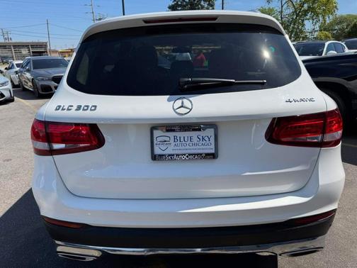 Polar White 2016 Mercedes-Benz GLC-Class GLC 300 4MATIC
