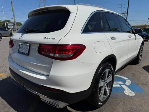 Polar White 2016 Mercedes-Benz GLC-Class GLC 300 4MATIC