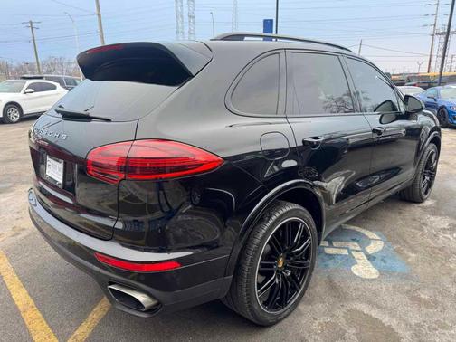 2017 Porsche Cayenne 