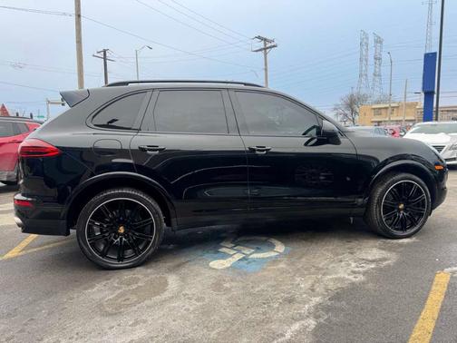 2017 Porsche Cayenne 