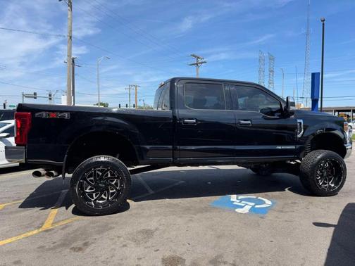 Shadow Black 2018 Ford F-250 XLT