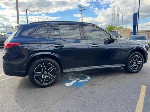 Nautical Blue Metallic 2024 Mercedes-Benz GLC 300 Base 4MATIC